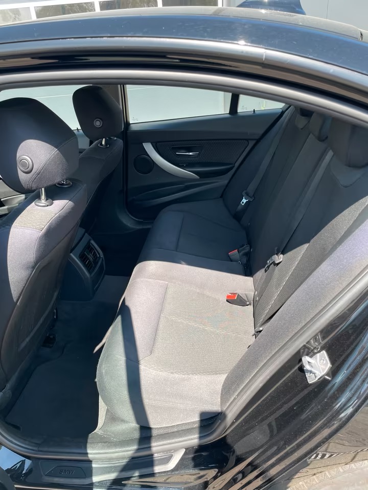 BMW 320d Automatik F30