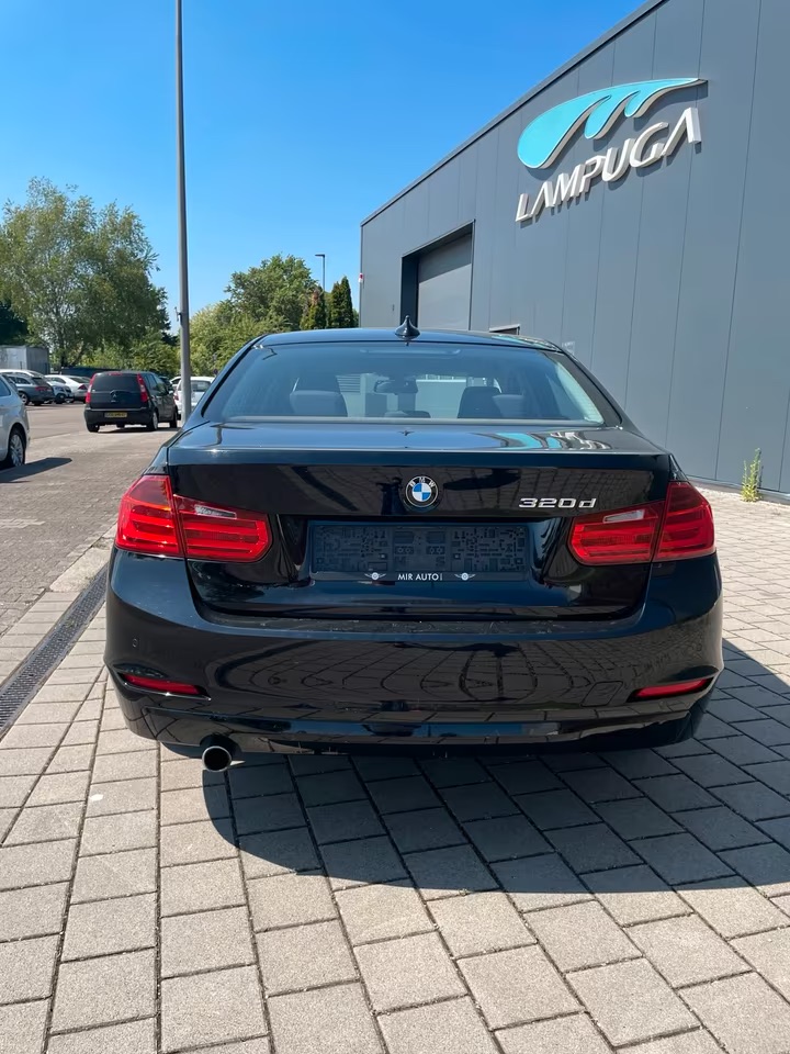 BMW 320d Automatik F30